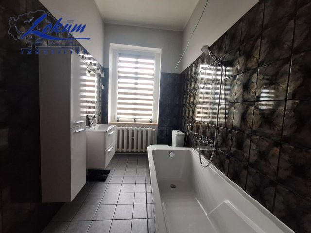 kamienica, 10 pokoi Leszno, ul. Kazimierza Pułaskiego. Zdjęcie 11