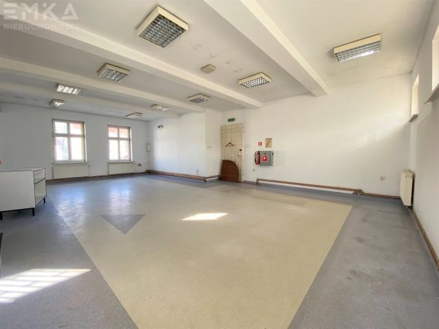 kamienica, 10 pokoi Więcbork, ul. Plac Jana Pawła II. Zdjęcie 23