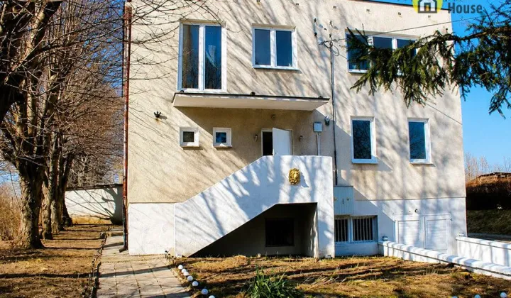 dom wolnostojący, 6 pokoi Hulcze