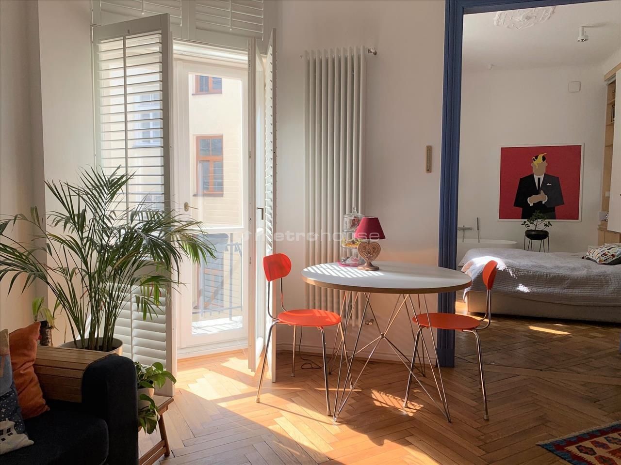 Mieszkanie 3-pokojowe Warszawa Śródmieście, ul. Koszykowa