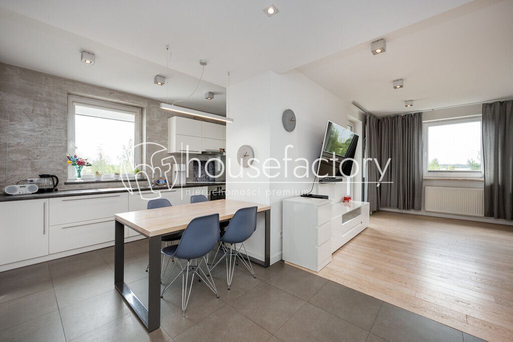 Mieszkanie 5-pokojowe Łódź Chojny, ul. Stanisławy Leszczyńskiej. Zdjęcie 2