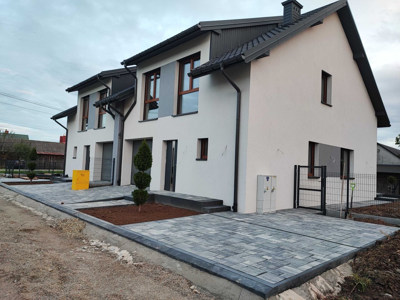 bliźniak, 5 pokoi Sędziszów Małopolski, ul. Niepodległości. Zdjęcie 1