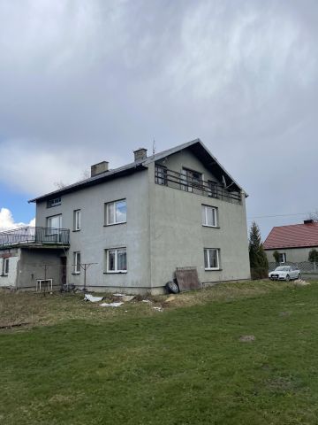 budynek wielorodzinny, 9 pokoi Rusiec Maliniec, ul. Kilińskiego. Zdjęcie 1