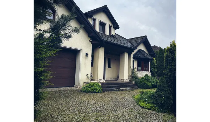 dom wolnostojący, 7 pokoi Stanisławów Pierwszy, ul. Cyprysowa