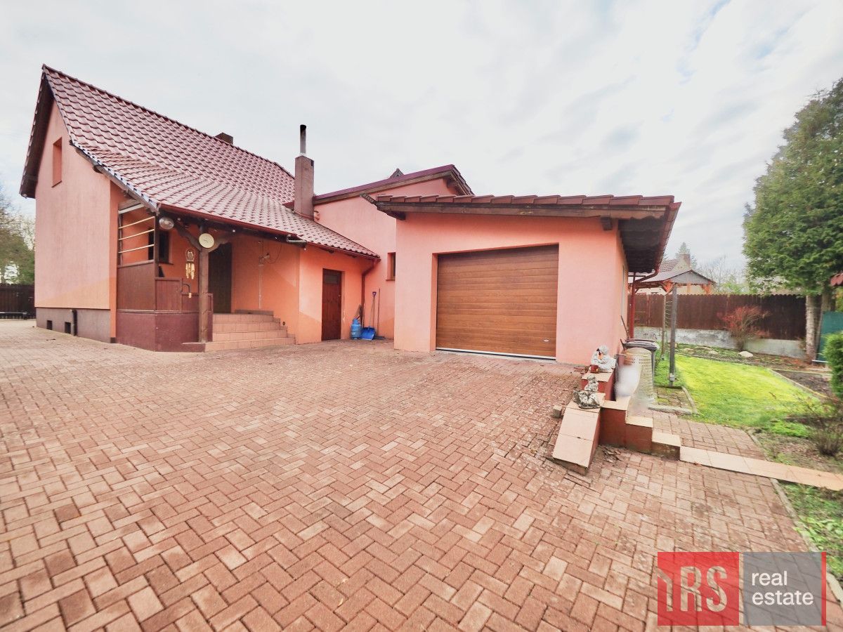 dom wolnostojący, 4 pokoje Bobrowice. Zdjęcie 2