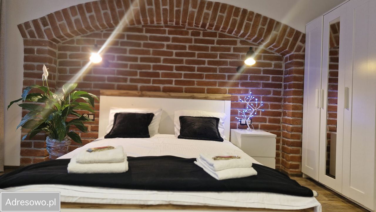 Mieszkanie 1-pokojowe Toruń Stare Miasto, ul. Królowej Jadwigi. Zdjęcie 2