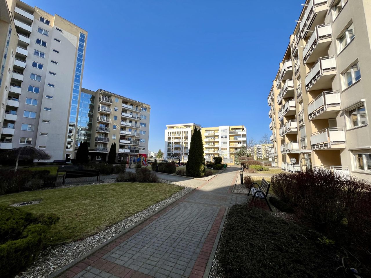 Mieszkanie 3-pokojowe Poznań Rataje, ul. Katowicka. Zdjęcie 16