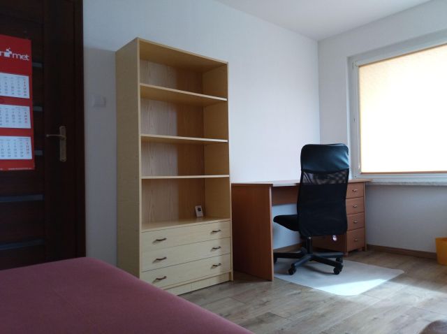 Pokój Wrocław Zakrzów, ul. Kasztelańska. Zdjęcie 1