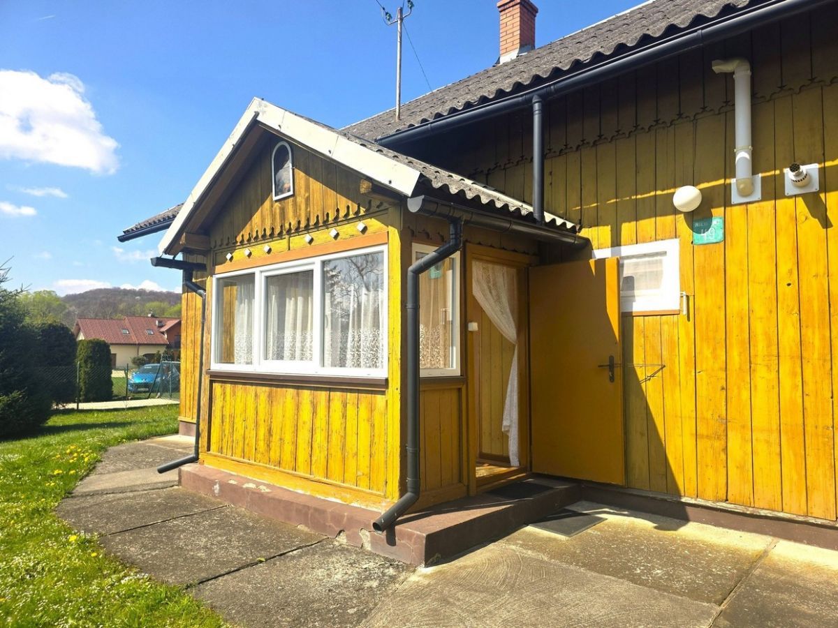 dom wolnostojący, 2 pokoje Niebieszczany. Zdjęcie 7