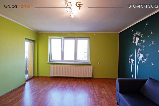 Mieszkanie 3-pokojowe Skalbmierz. Zdjęcie 2