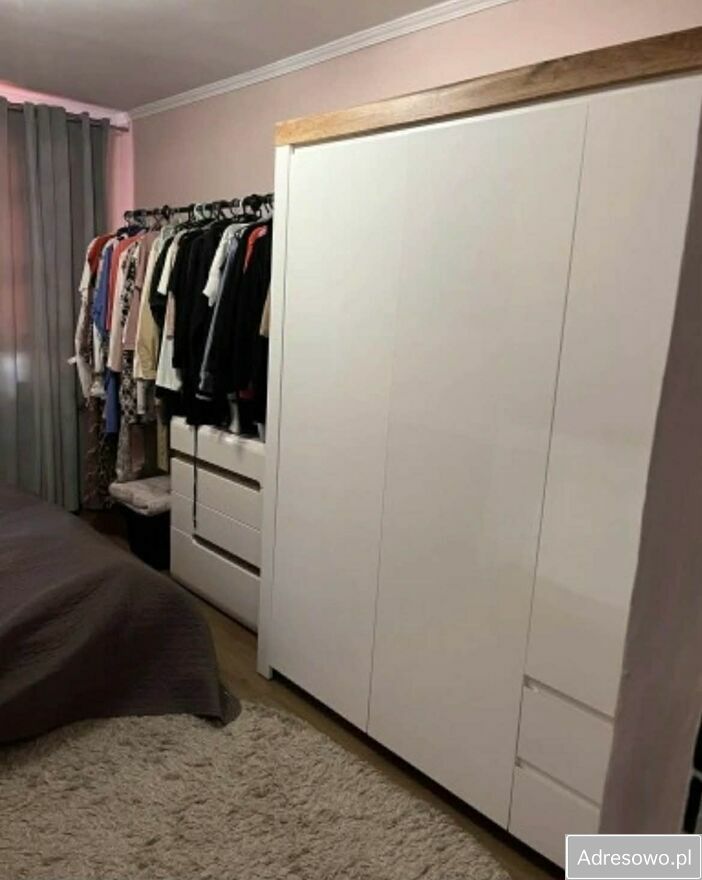 Mieszkanie 3-pokojowe Brudzew. Zdjęcie 9