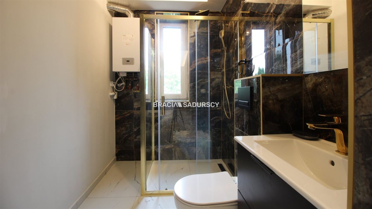 Mieszkanie 4-pokojowe Oleśnica. Zdjęcie 7