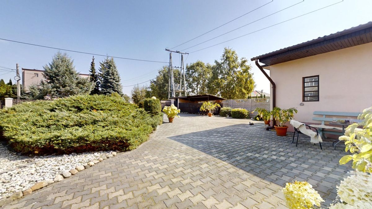 dom wolnostojący, 5 pokoi Zgierz Stare Miasto, ul. ks. Stanisława Staszica. Zdjęcie 3