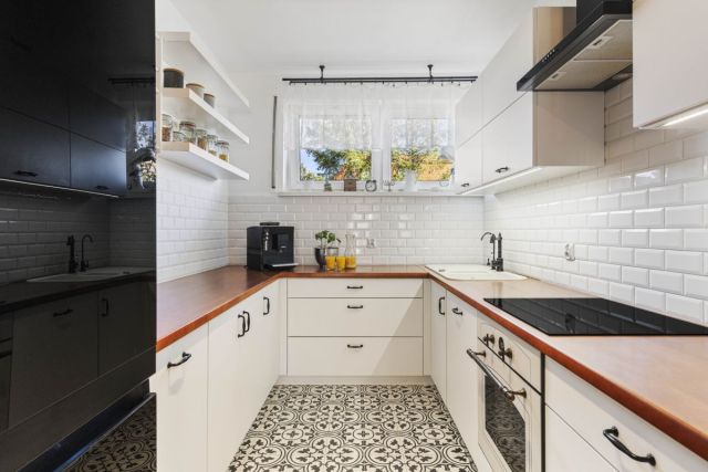 Mieszkanie 4-pokojowe Wrocław Partynice, ul. Sąsiedzka. Zdjęcie 2