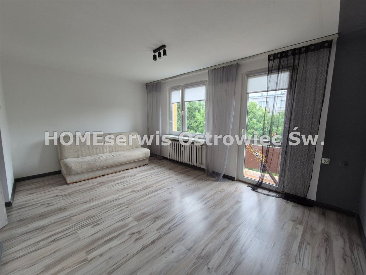 Mieszkanie 2-pokojowe Ostrowiec Świętokrzyski. Zdjęcie 3