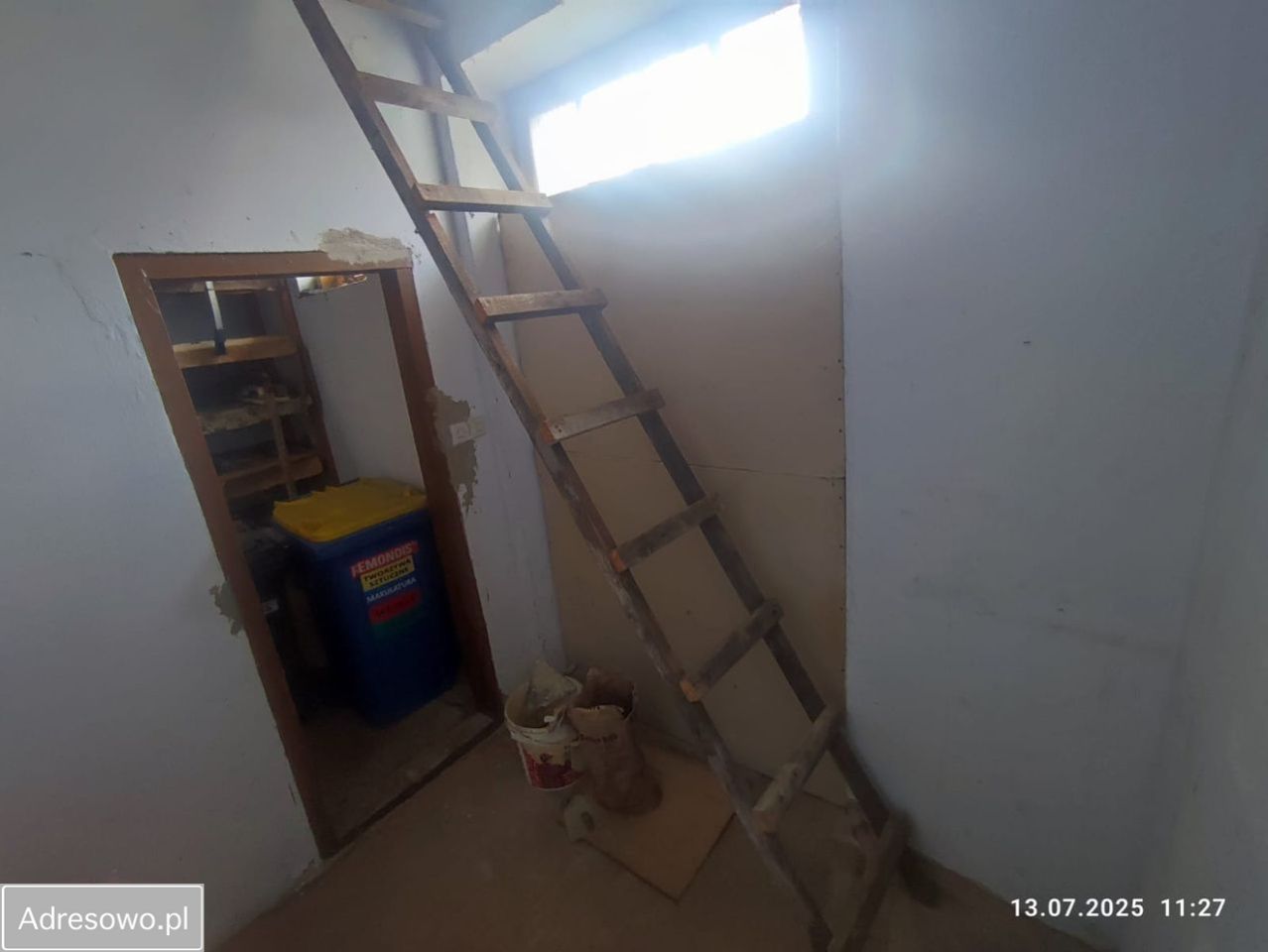 dom wolnostojący, 3 pokoje Bodzechów, ul. Żurawia. Zdjęcie 3