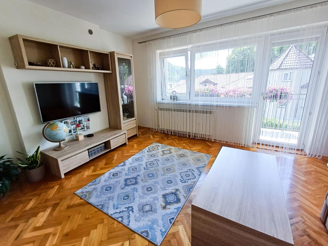 Mieszkanie 3-pokojowe Krynica-Zdrój, ul. Józefa Ignacego Kraszewskiego. Zdjęcie 2