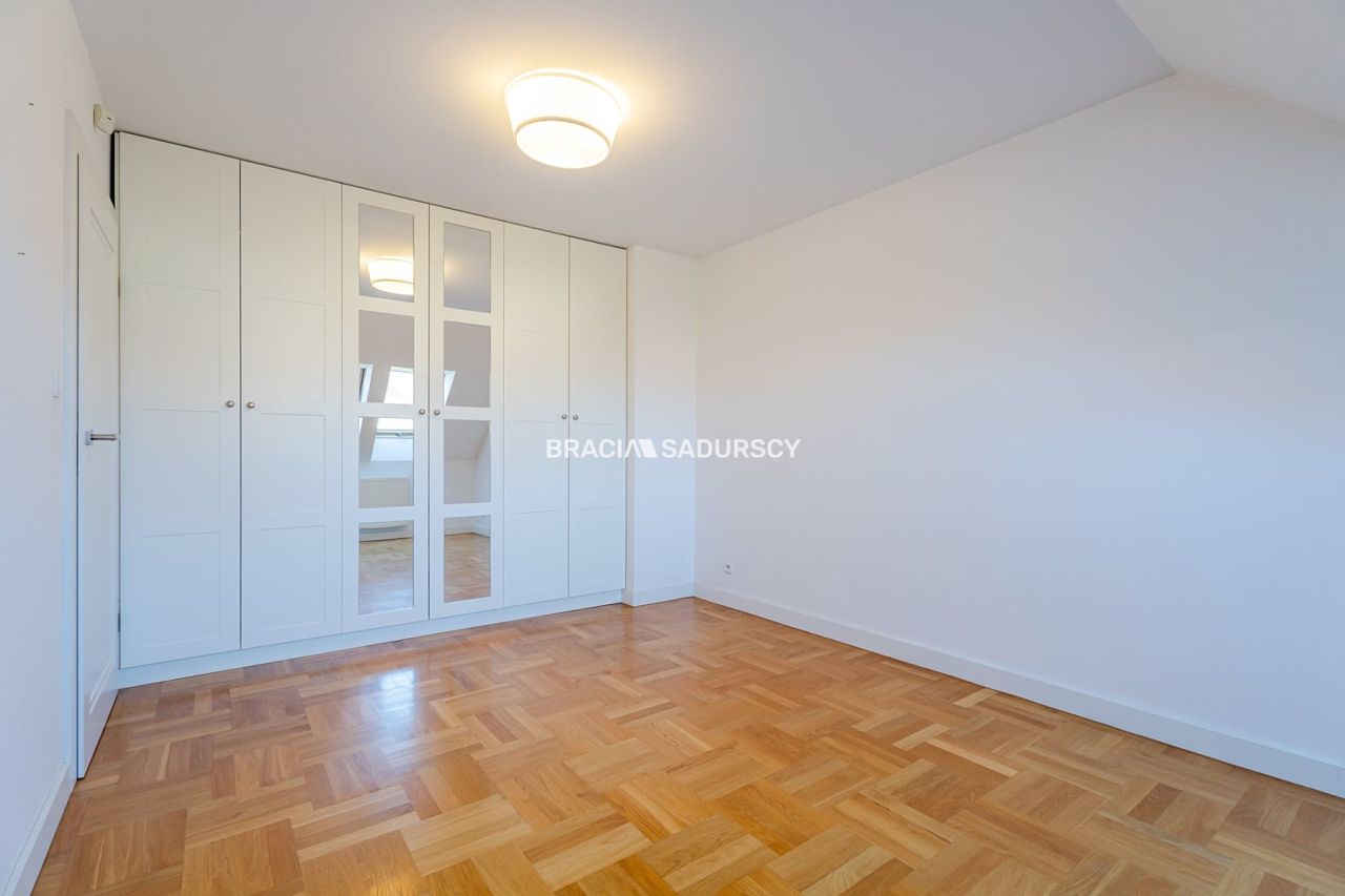 bliźniak, 4 pokoje Batowice. Zdjęcie 19