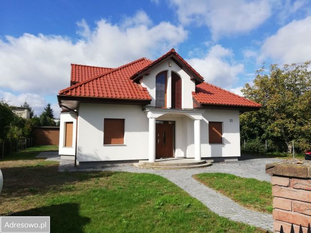 dom wolnostojący, 6 pokoi Luboń. Zdjęcie 1