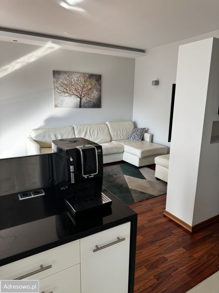 Mieszkanie 3-pokojowe Warszawa Gocław, ul. Jana Nowaka-Jeziorańskiego. Zdjęcie 8