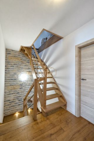 bliźniak, 5 pokoi Wrocław Krzyki. Zdjęcie 13