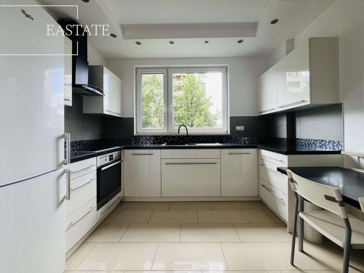 Mieszkanie 2-pokojowe Warszawa Gocław, ul. Jugosłowiańska. Zdjęcie 4