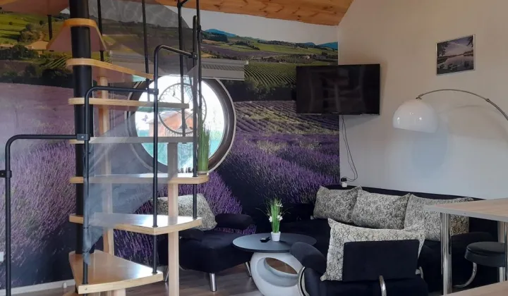 dom wolnostojący, 3 pokoje Osłonin, ul. Wiosenna