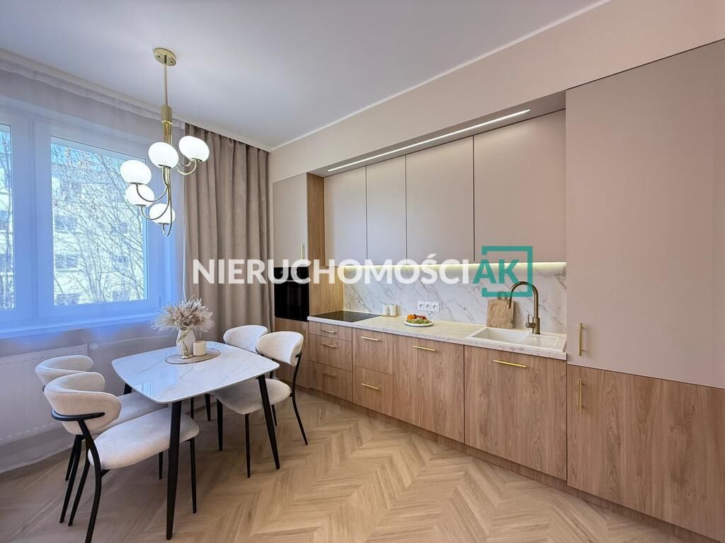 Mieszkanie 3-pokojowe Konin, ul. Powstańców Wielkopolskich. Zdjęcie 10