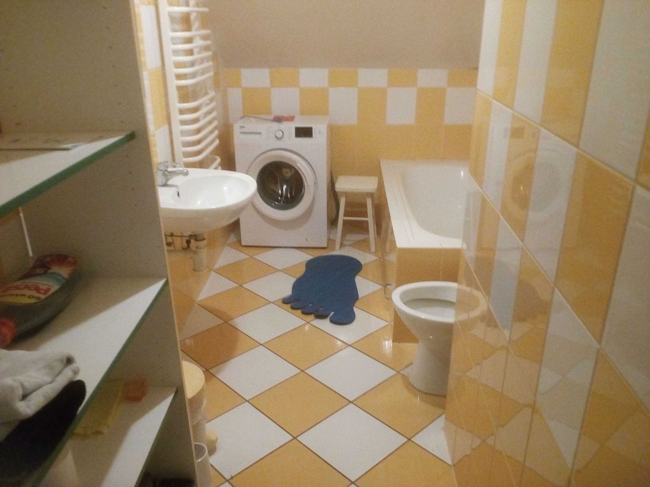 Mieszkanie 2-pokojowe Tomaszów Lubelski Śródmieście. Zdjęcie 2