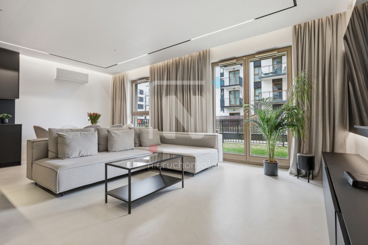 Mieszkanie 4-pokojowe Warszawa Włochy, ul. Wschodu Słońca. Zdjęcie 1