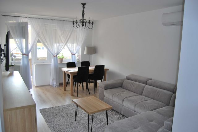 Mieszkanie 3-pokojowe Łomża, ul. Sybiraków. Zdjęcie 1