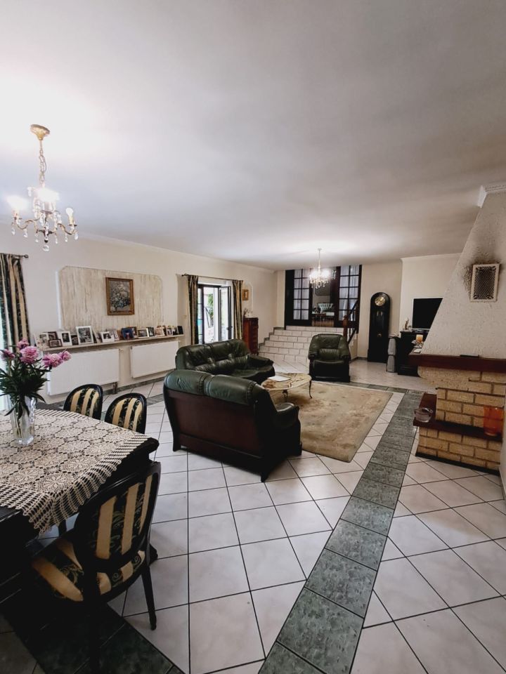 dom wolnostojący, 6 pokoi Wolica. Zdjęcie 8