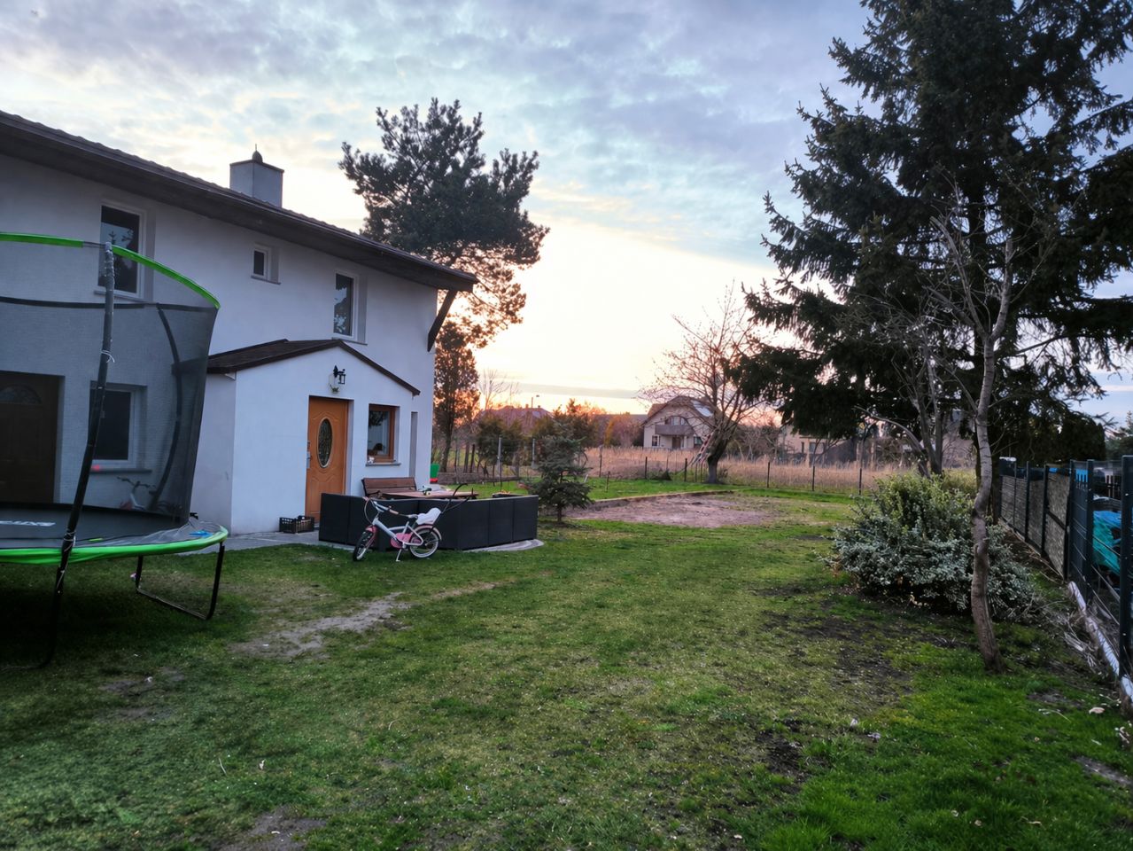 dom wolnostojący, 5 pokoi Lubliniec Centrum, ul. Szarych Szeregów. Zdjęcie 12