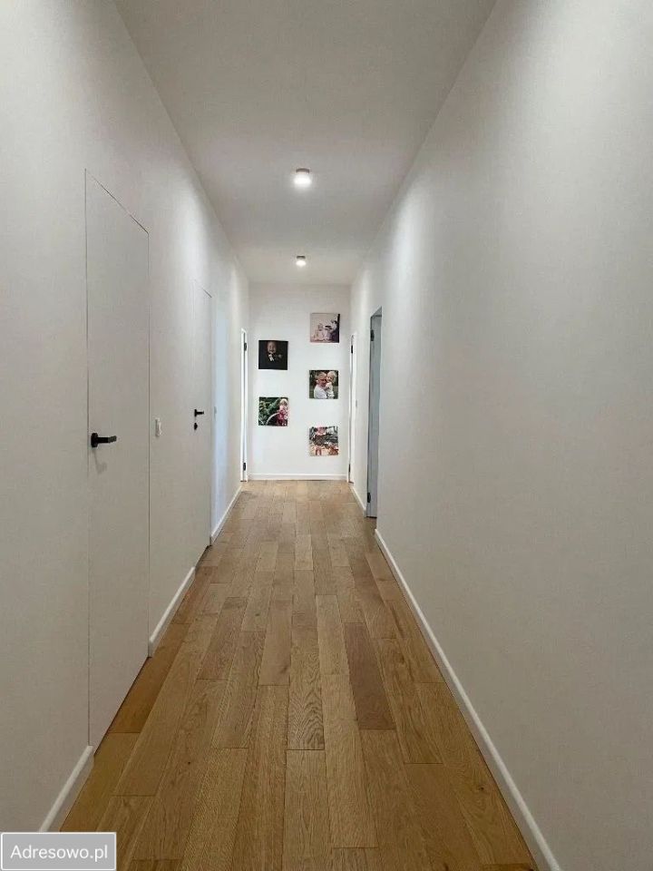 dom wolnostojący, 9 pokoi Chylice. Zdjęcie 10