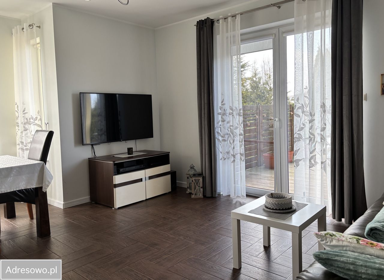 dom wolnostojący, 6 pokoi Nowa Wieś Malborska, ul. Platynowa. Zdjęcie 3