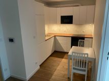 Mieszkanie 2-pokojowe Kraków Ruczaj, ul. Czerwone Maki. Zdjęcie 3