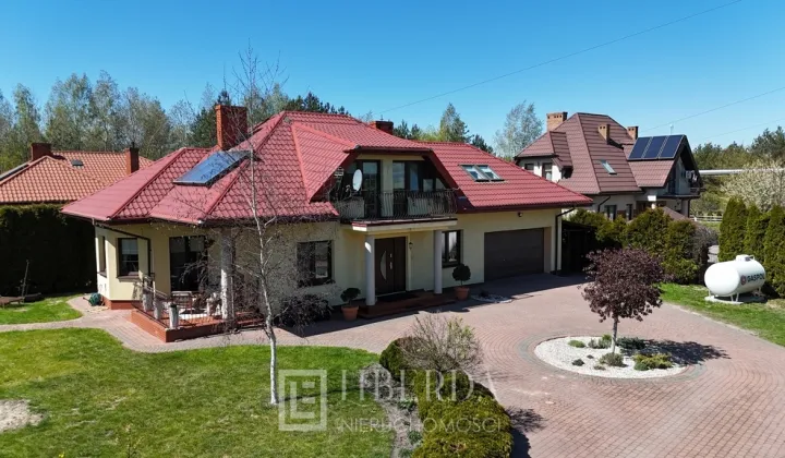 dom wolnostojący, 5 pokoi Puchaczów, ul. Partyzantów