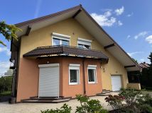 dom wolnostojący, 4 pokoje Łódź Smulsko, ul. Jerzego Kukuczki. Zdjęcie 2