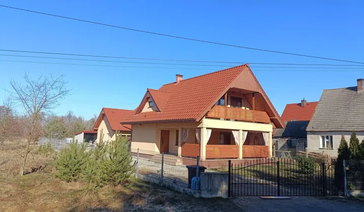 dom wolnostojący, 4 pokoje Uraz, ul. Chabrowa