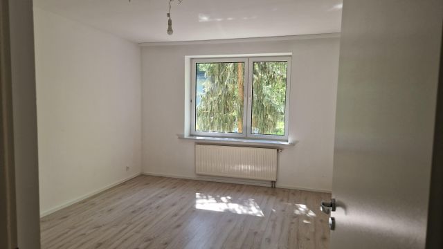 bliźniak, 6 pokoi Warszawa Wawer, ul. VI Poprzeczna. Zdjęcie 6