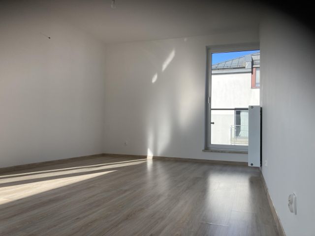 Mieszkanie 3-pokojowe Parzniew, ul. Działkowa. Zdjęcie 1