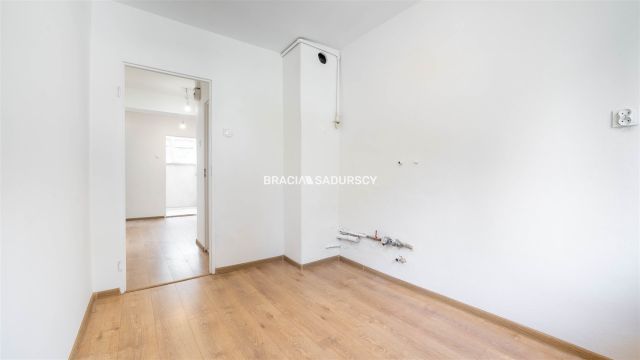 Mieszkanie 3-pokojowe Kraków Mistrzejowice, os. Złotego Wieku. Zdjęcie 8