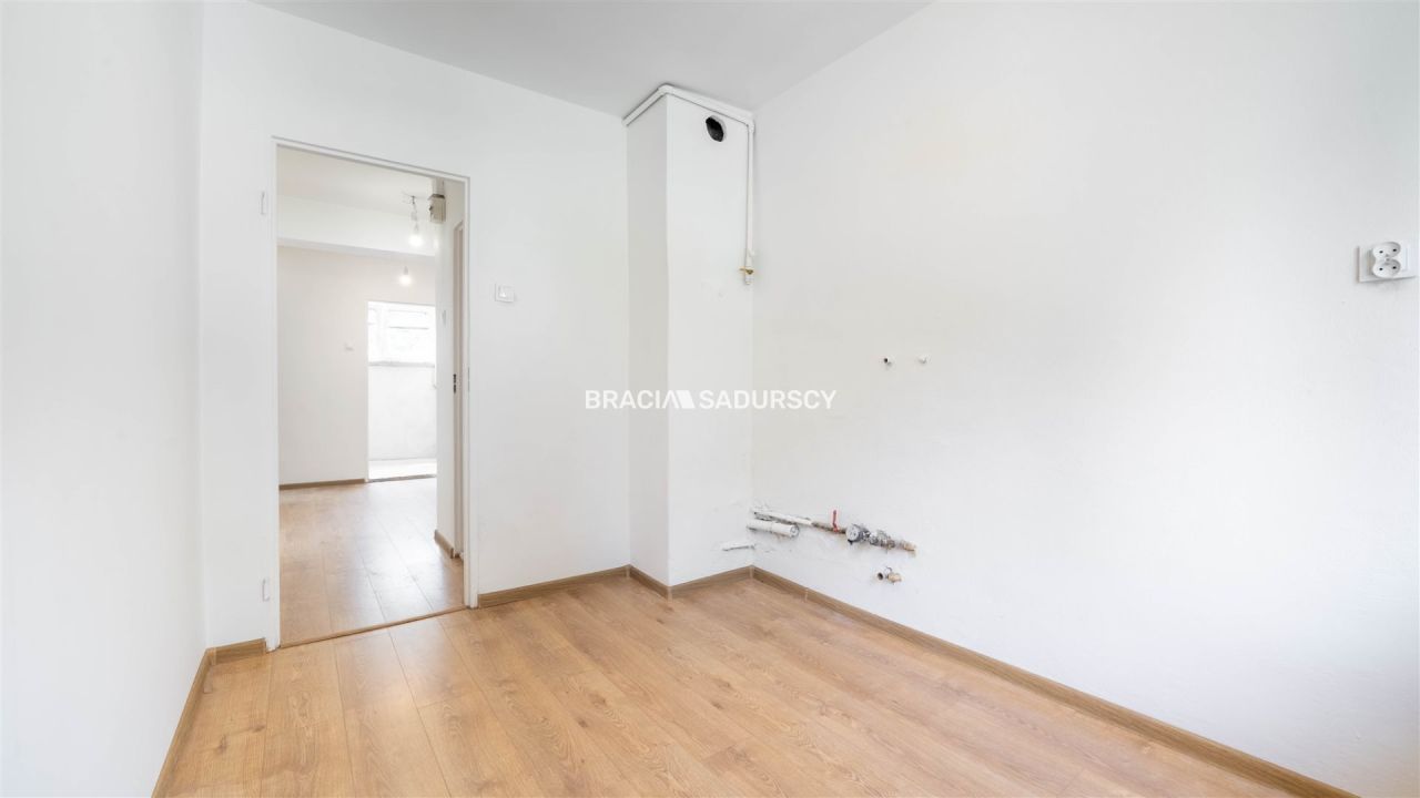 Mieszkanie 3-pokojowe Kraków Mistrzejowice, os. Złotego Wieku. Zdjęcie 8