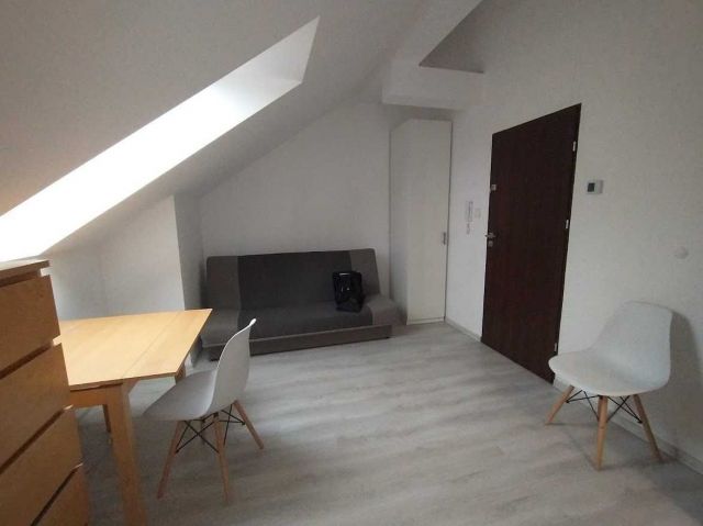 Mieszkanie 1-pokojowe Łódź Polesie, ul. Spadochroniarzy. Zdjęcie 1