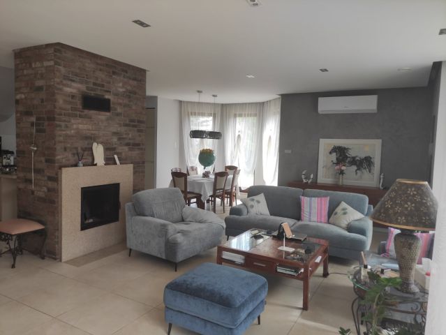 dom wolnostojący, 6 pokoi Mierzyn, ul. Wiedeńska. Zdjęcie 5