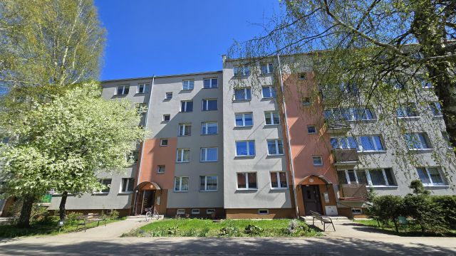 Mieszkanie 4-pokojowe Tarnobrzeg Serbinów, ul. Konstytucji 3 Maja. Zdjęcie 1