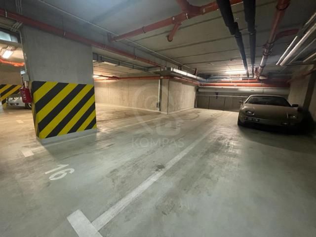 Garaż/miejsce parkingowe Wrocław Śródmieście, pl. Grunwaldzki. Zdjęcie 1