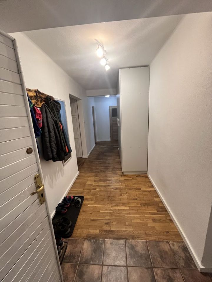 Mieszkanie 3-pokojowe Ustrzyki Dolne. Zdjęcie 3