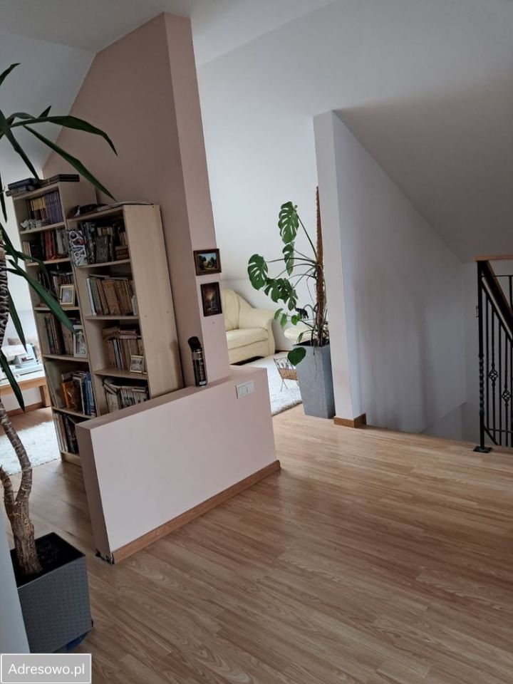 dom wolnostojący, 5 pokoi Dębe, ul. Zegrzyńska. Zdjęcie 3