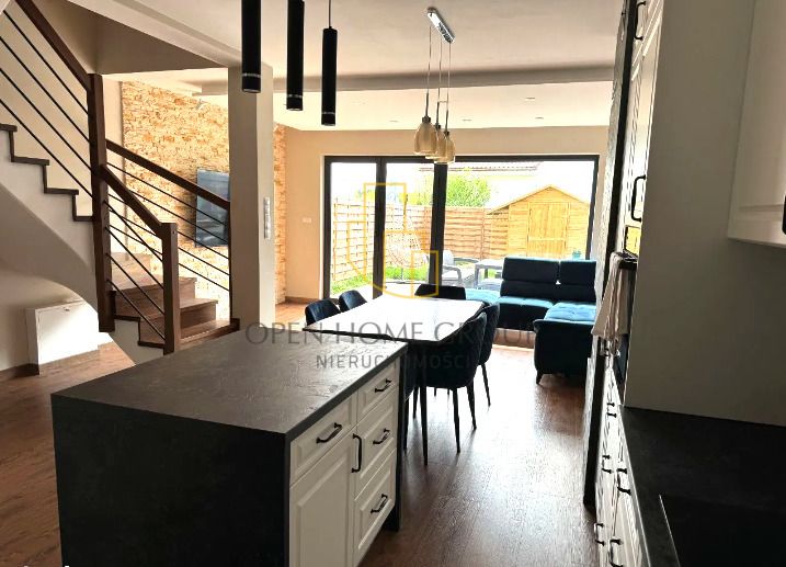 dom szeregowy, 5 pokoi Wrocław Ołtaszyn. Zdjęcie 2